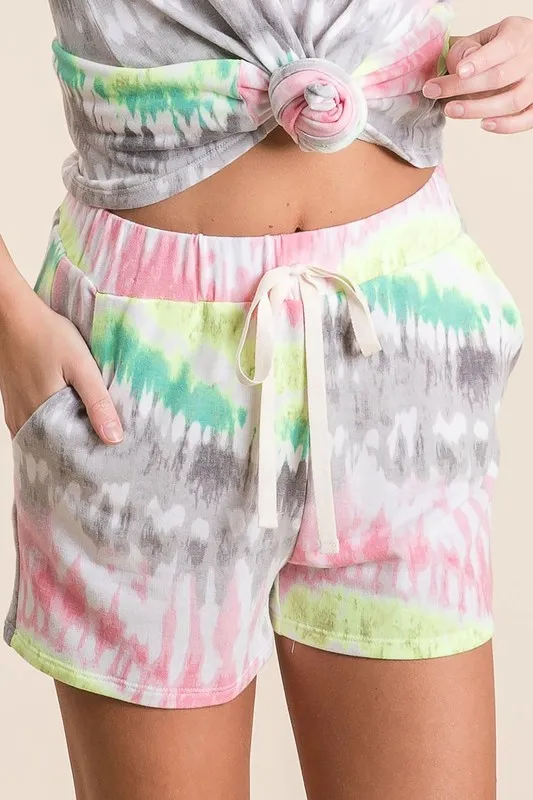 Shorts BiBi com estampa tie-dye e cordão de ajuste em sarja. - Image 3