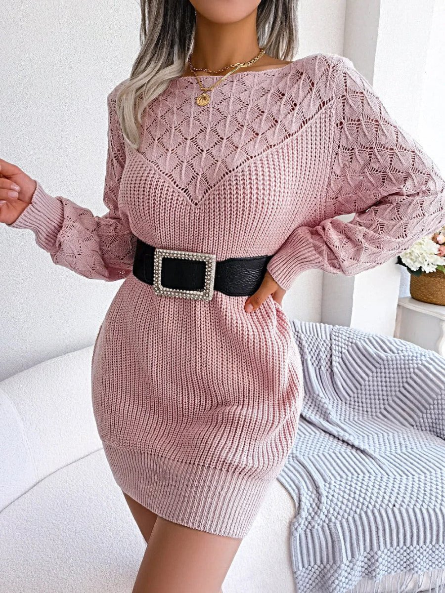 Vestido de malha luxuoso 100% acrílico com decote canoa, design vazado e elasticidade moderada. - Image 3