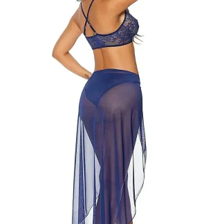 Conjunto elegante de sutiã de renda, frente cruzada e saia esvoaçante em tule. Preço original: US$ 45