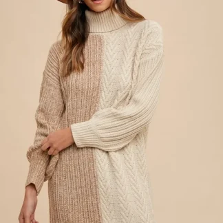 Vestido suéter de gola alta com blocos de cores da Annie Wear