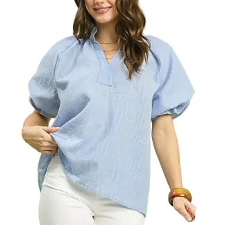 Blusa de mangas bufantes texturizadas e decote em V para um estilo sofisticado.