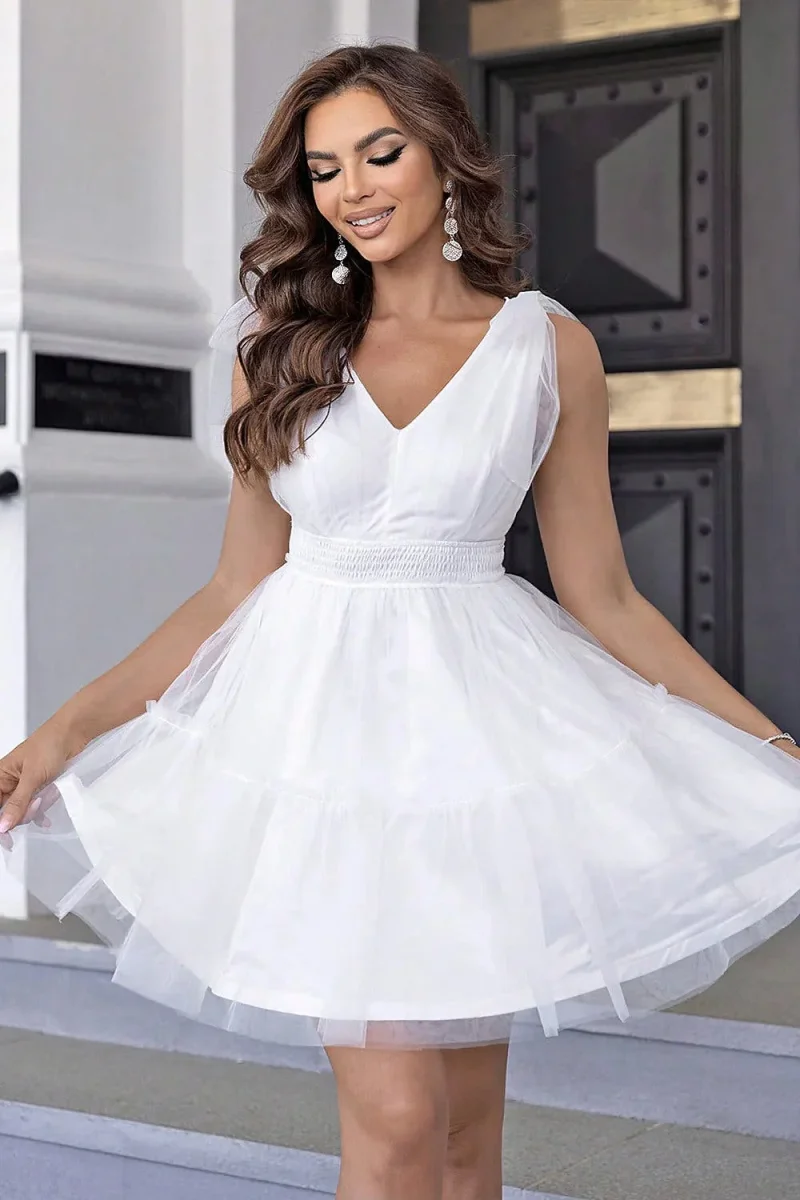 Vestido de festa elegante com decote em V e detalhes nos ombros em tule - 100% poliéster, modelagem levemente elástica. - Image 6