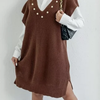 Vestido de malha com decote em V e fenda