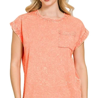 Camiseta casual com bolso - Camiseta vintage de gola redonda com punhos dobrados e modelagem relaxada.