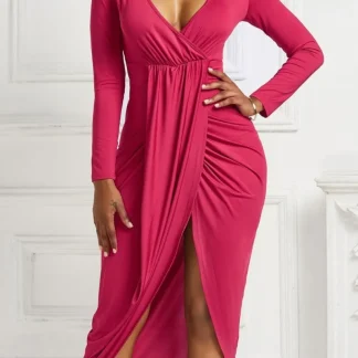 Vestido de manga comprida com sobrepeliz franzido alto e baixo